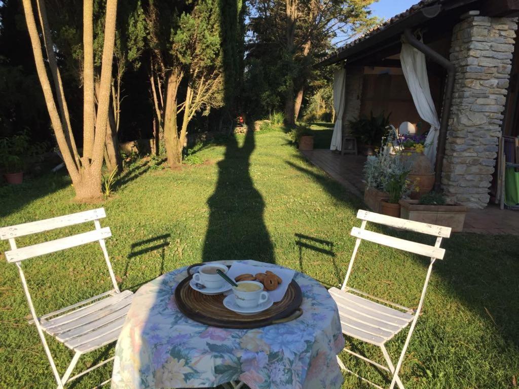Bed and Breakfast Casale Sant'Elia Capranica Exterior foto